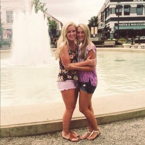 American Eagle Patterned Top - Picture 6 of 6